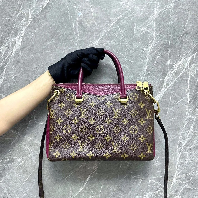 LV Pallas BB Monogram Louis Vuitton Cross Body Bag