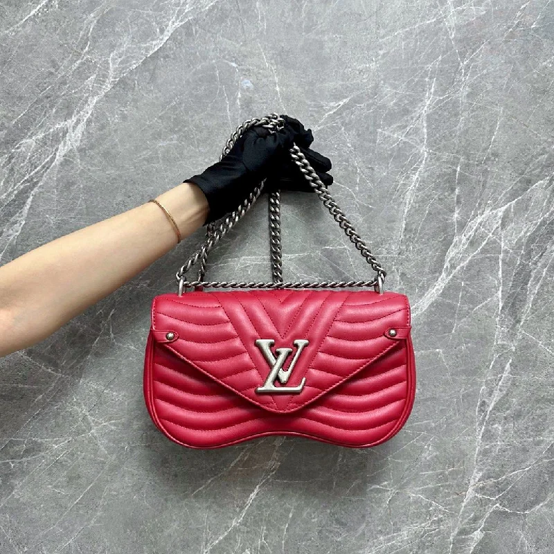 LV New Wave MM Chain Shoulder Bag