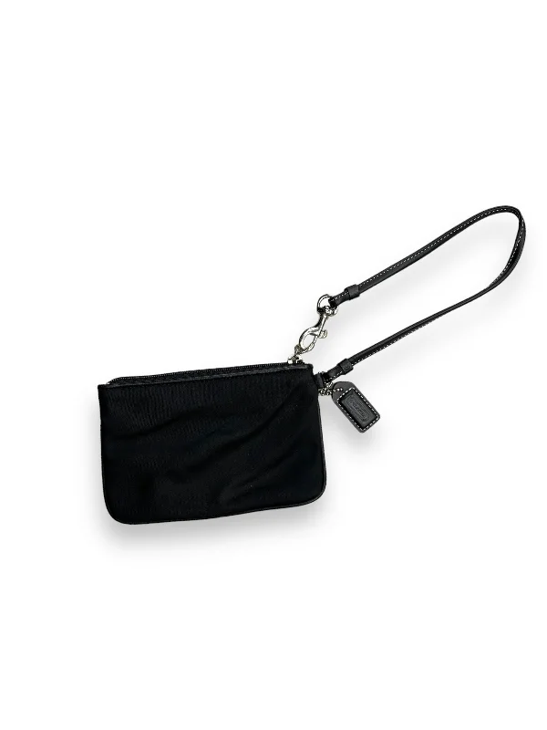 Wristlet By Coach  Size: Small